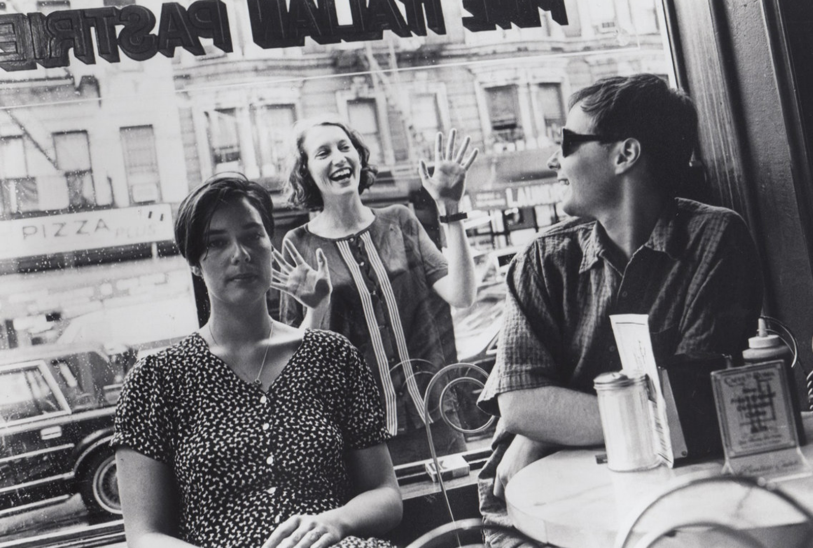 Stereolab collect rare and unreleased tracks on new 3xLP compilation