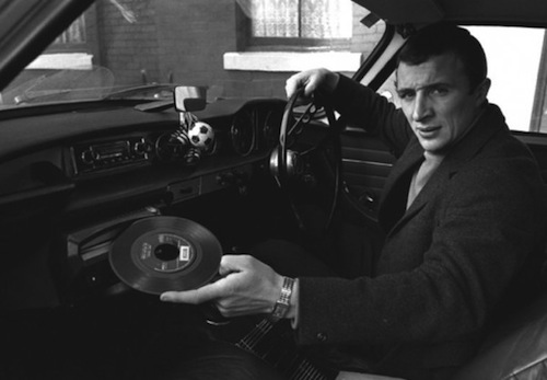 Amazing photos of a time when cars had vinyl record players The