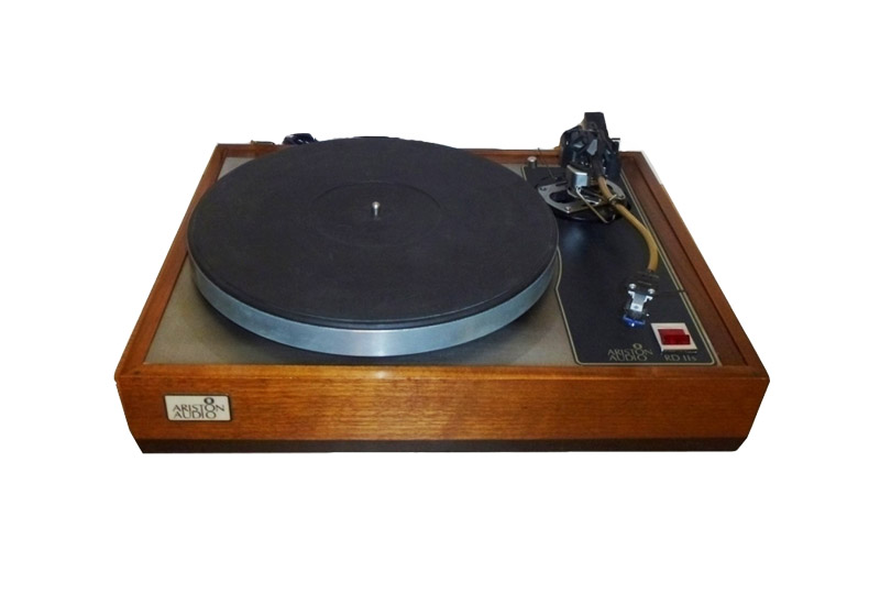 How to Buy Vintage Turntables