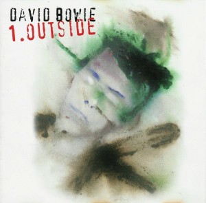 Bowie_outside