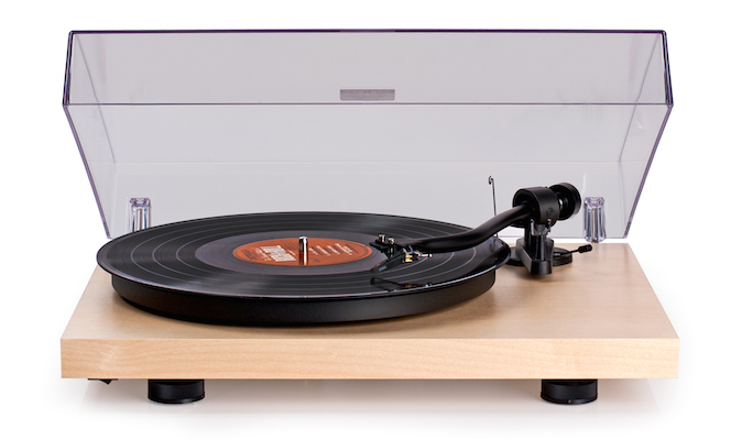 forklædt Modish ingen forbindelse Turntable review: Should you buy Crosley's new C-10 and C-100 decks? - The  Vinyl Factory