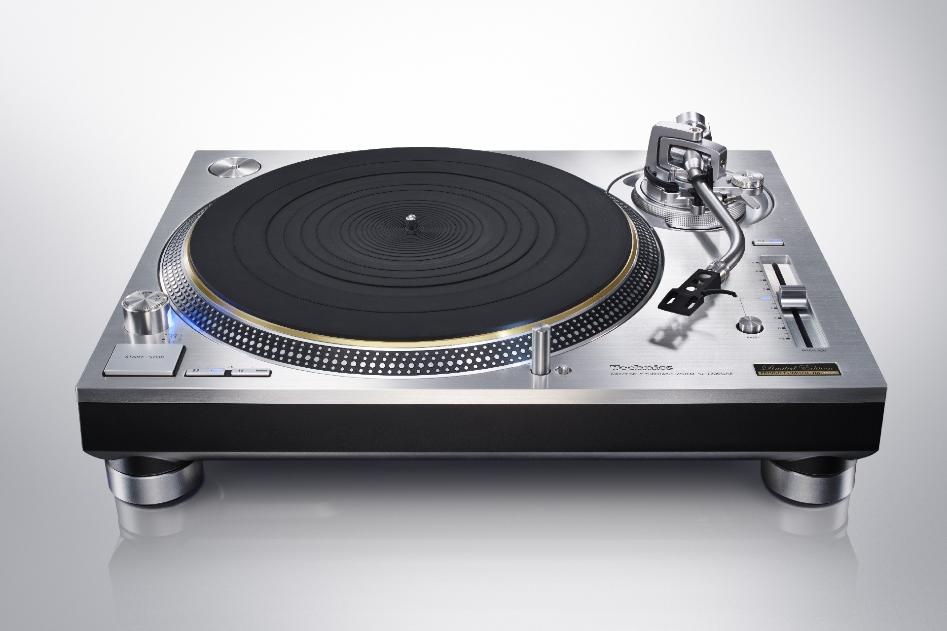 Technics explains the specs of its new SL-1200G turntable in this