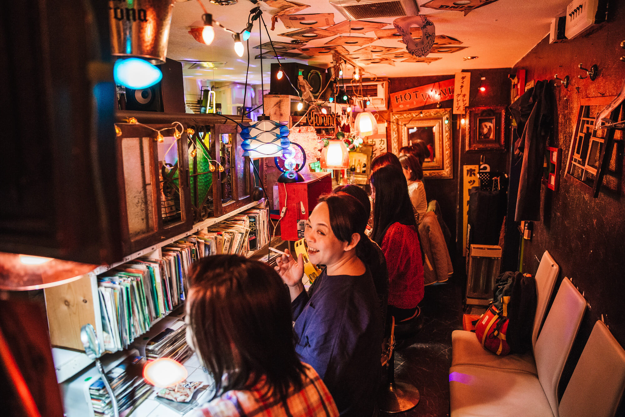 Inside the Osaka karaoke bar that plays music from 7” records