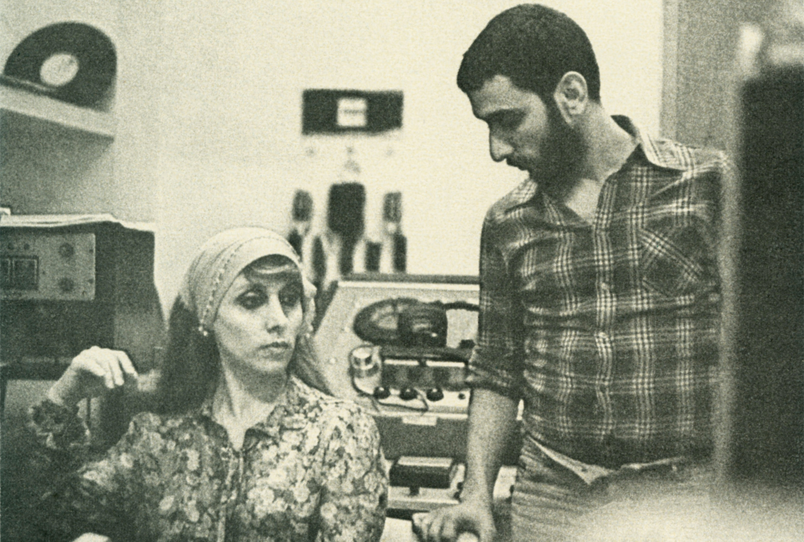 Lebanese singer Fairuz' 1987 LP Maarifti Feek reissued for the first time