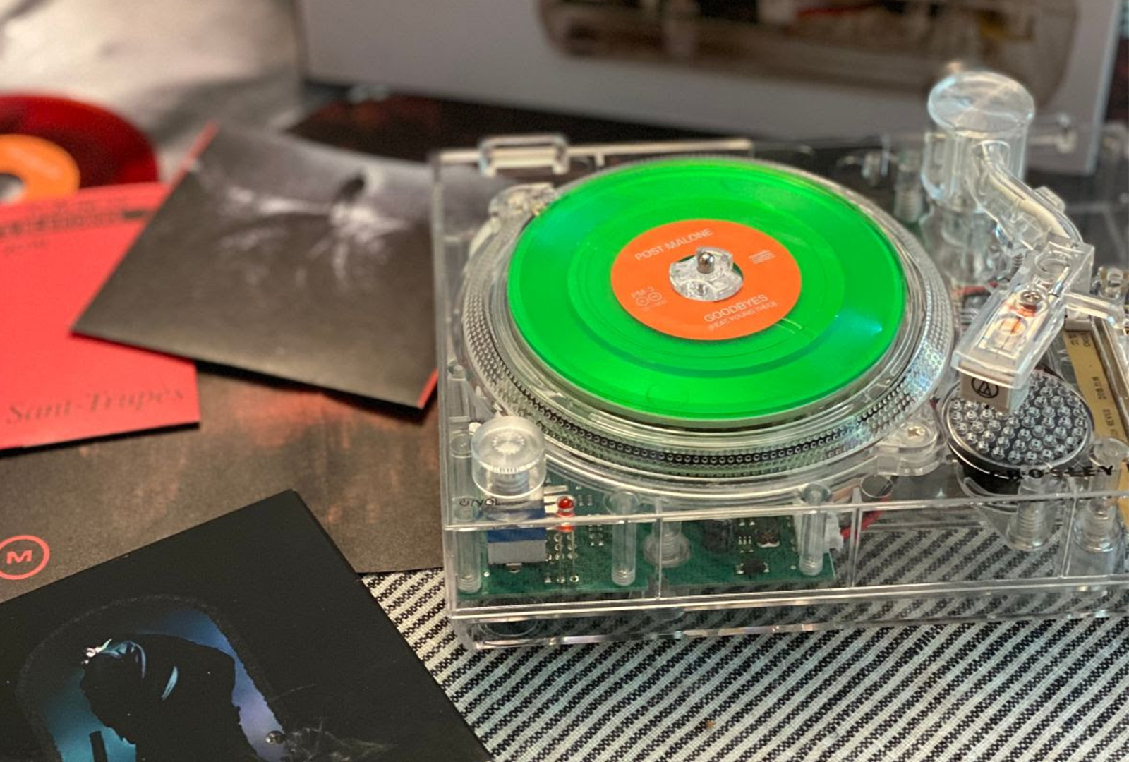 This new translucent mini-turntable plays 3” records