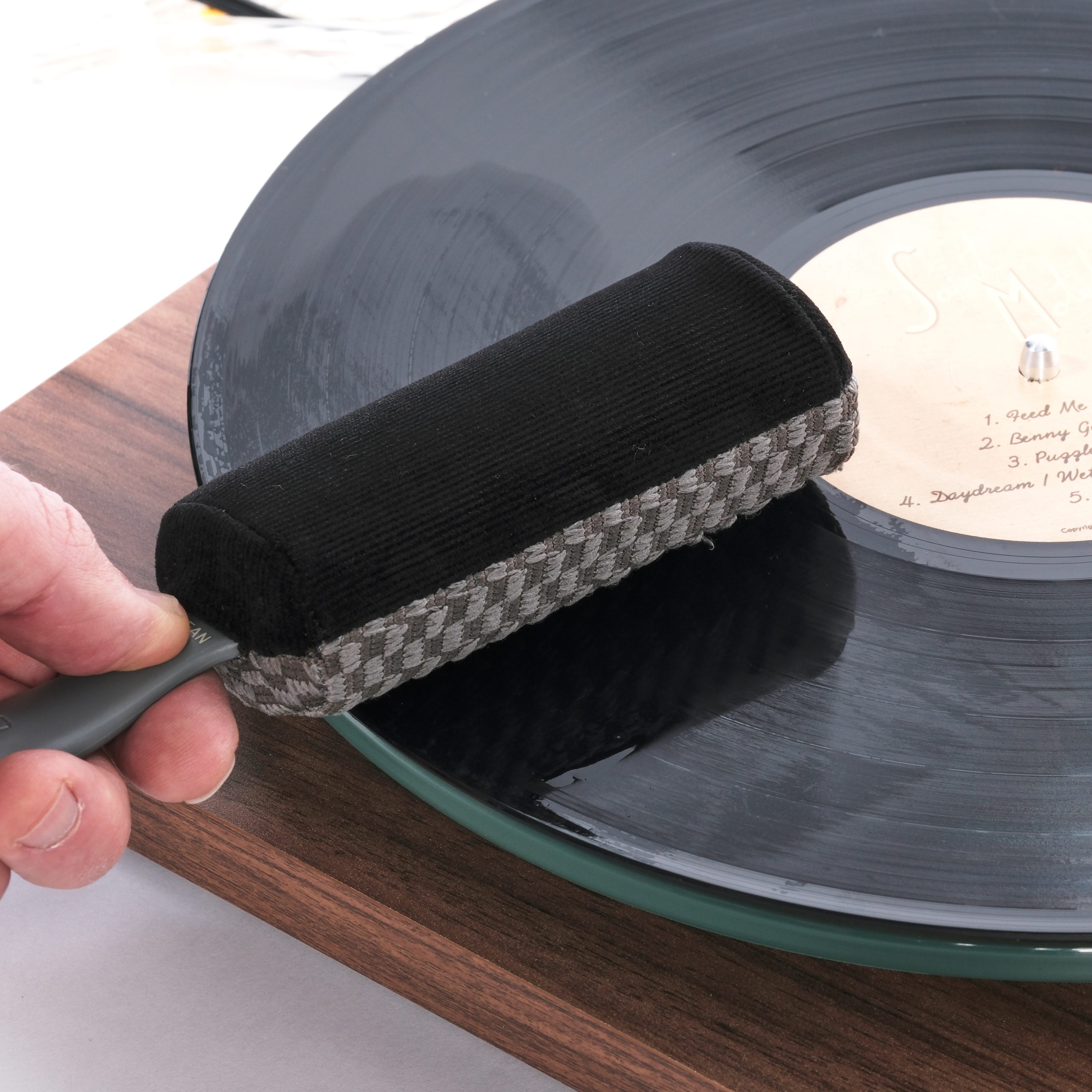 MusicNomad has launched a 6-in-1 vinyl cleaning kit