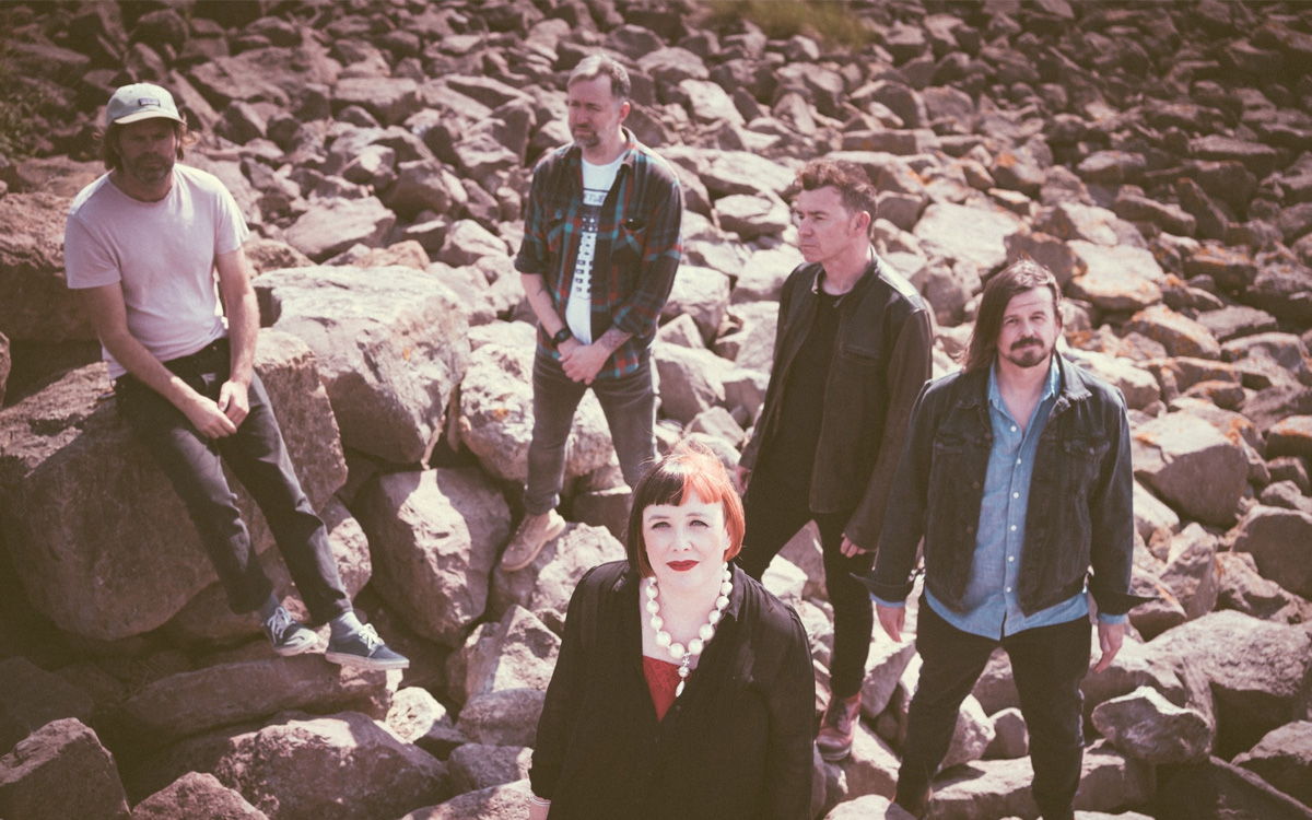 Slowdive to release new self-titled album on silver vinyl